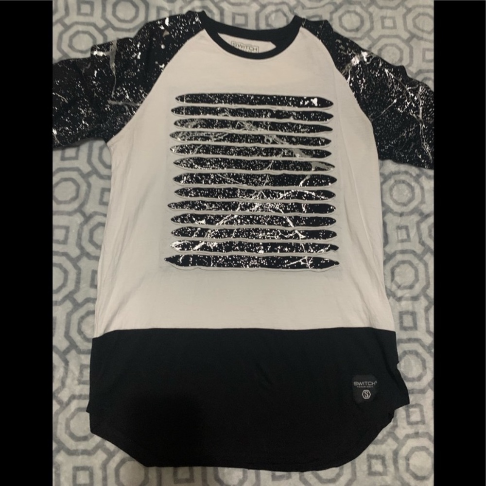 Men’s Distressed Shirt